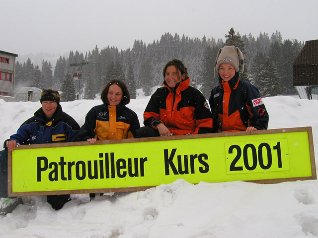 PB280024